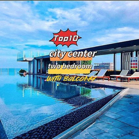 The Base Seaview Holiday Inn Pattaya Exteriér fotografie